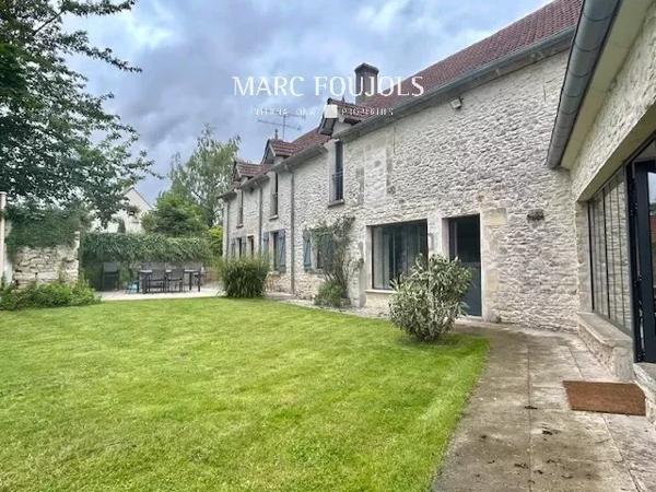 Maison en pierre meublée à15′ de Senlis