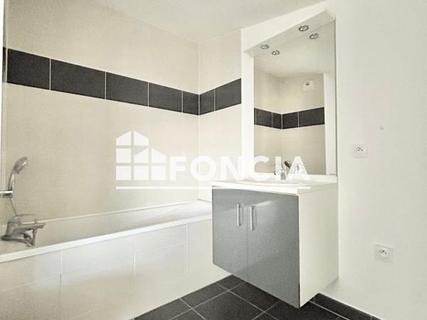 Location Appartement 2 pièces 40.35 m² - 6 ROUTE DE MARANGE Maizieres Les Metz 57280