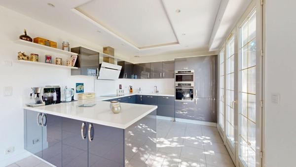 Maison Le Plessis Robinson 6 pièces