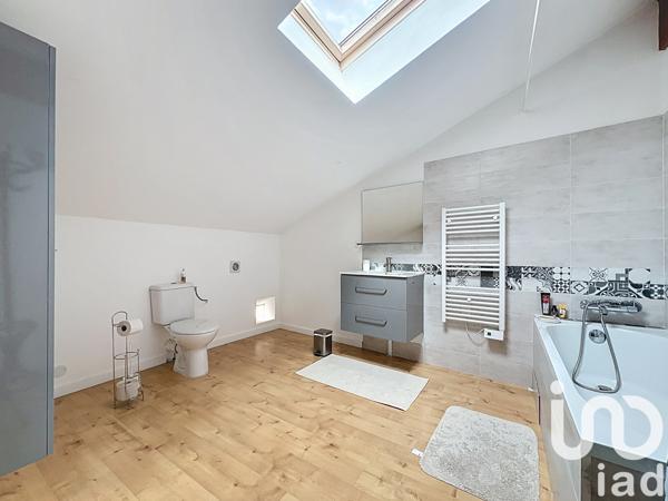 Maison à vendre 6 pièces 174 m² Sanssac-l'Église