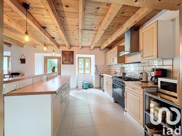 Maison à vendre 6 pièces 174 m² Sanssac-l'Église