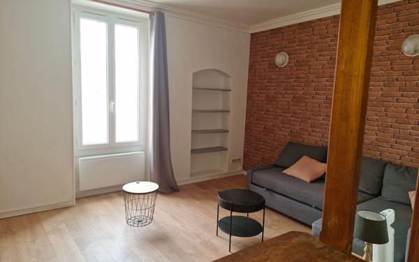 Appartement à vendre    1 pièce • 25,01 m2 Forcalquier