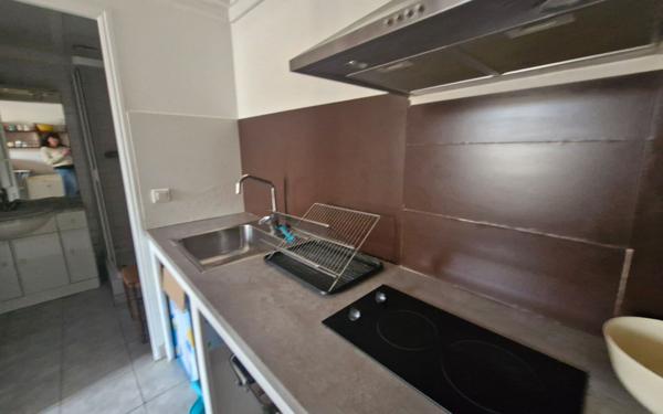 Appartement à vendre    1 pièce • 25,01 m2 Forcalquier