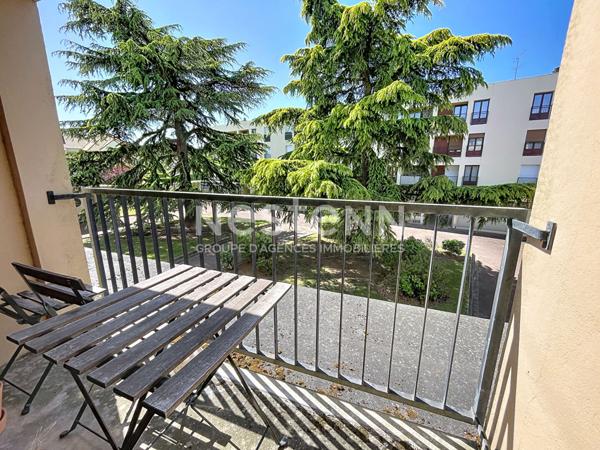 A vendre Appartement de 4 pièces de 68 m² à Plaisir - Centre ville