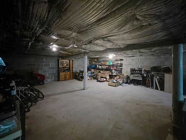 Maison Argentat Sur Dordogne- 3 chambres- jardin-sous sol- garage