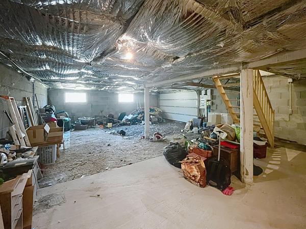 Maison Argentat Sur Dordogne- 3 chambres- jardin-sous sol- garage
