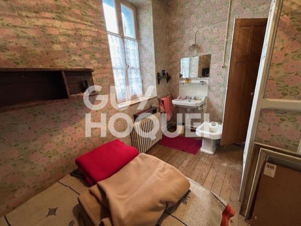 Maison à vendre à Pleurs - 9 pièces, 6 chambres