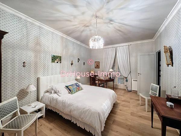 Château à vendre 12 pièces de 650 m²