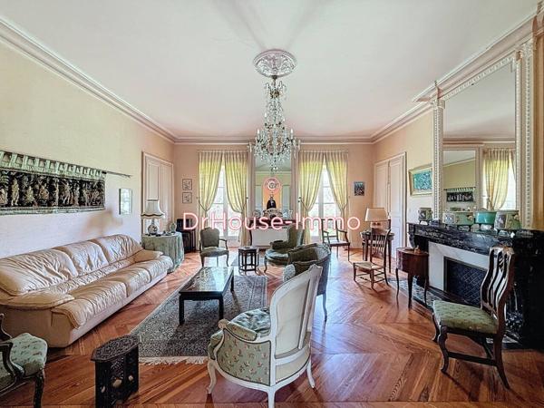 Château à vendre 12 pièces de 650 m²