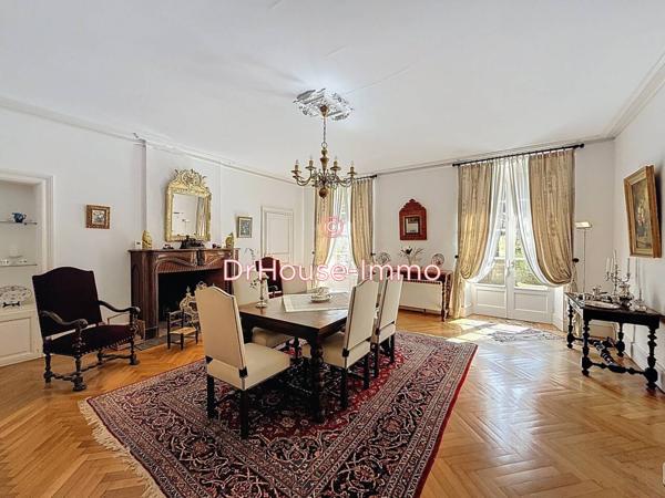 Château à vendre 12 pièces de 650 m²