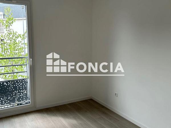 Location Appartement 2 pièces 43.7 m² - LES JARDINS DU PLESSIS - 2-4 RUE MARCEL CLERC / 45 RUE ALBERT ALINE Le Plessis Bouchard 95130