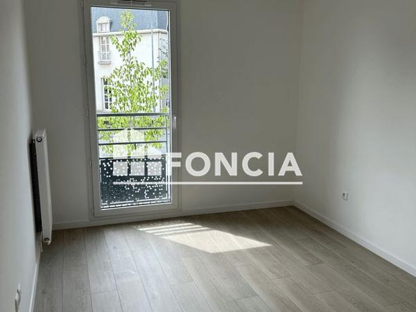 Location Appartement 2 pièces 43.7 m² - LES JARDINS DU PLESSIS - 2-4 RUE MARCEL CLERC / 45 RUE ALBERT ALINE Le Plessis Bouchard 95130