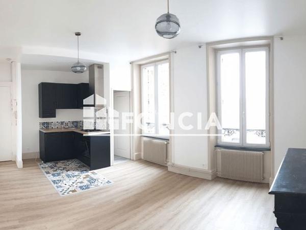 Location Appartement 3 pièces 55.3 m² - 53 AVENUE D'ARCHES Charleville-mezieres 08000