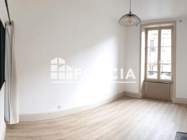 Location Appartement 3 pièces 55.3 m² - 53 AVENUE D'ARCHES Charleville-mezieres 08000