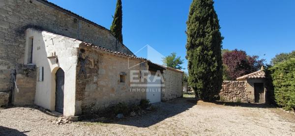 Superbe maison de Maître en pierre avec dépendances et haut potentiel