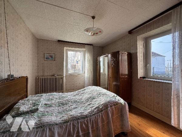 MAISON A RENOVER DE PLAIN-PIED AVEC GARAGE