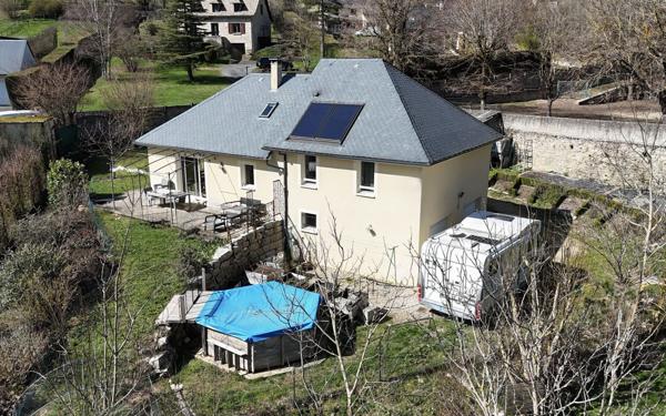 Maison à vendre    5 pièces •  Chanac