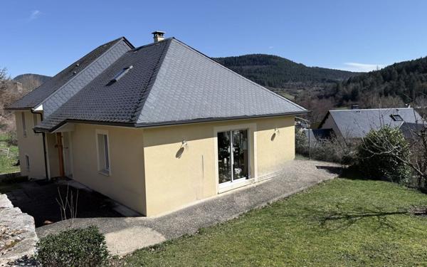 Maison à vendre    5 pièces •  Chanac