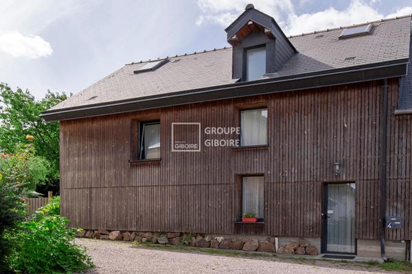 Maison T5 à vendre LA CHAPELLE DES FOUGERETZ - 105 m² (réf : MBO25800E)