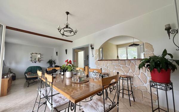 Maison à vendre    4 pièces • 73 m2 Genlis