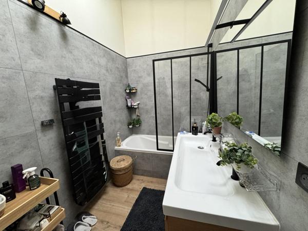 BRUGUIERE Exceptionnelle maison de ville