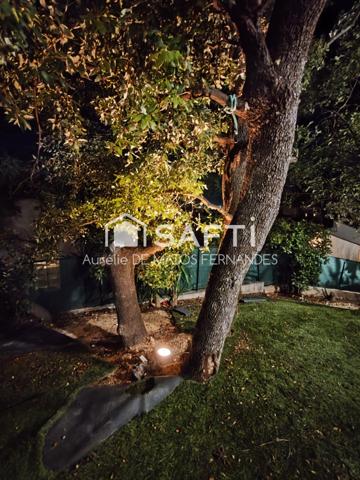 Rez de jardin, 2 place de parking, cave