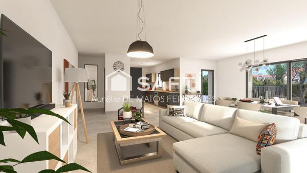 Rez de jardin, 2 place de parking, cave