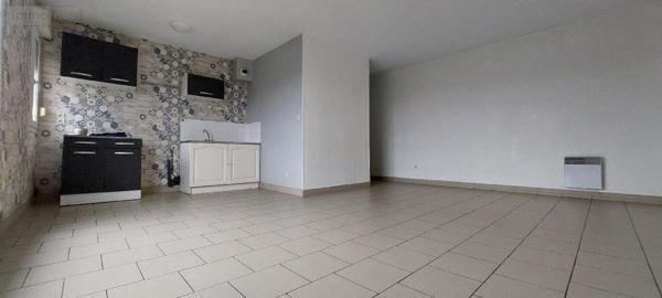 Appartement à louer à Auchel dans le Pas-de-Calais (62260), ref : 165