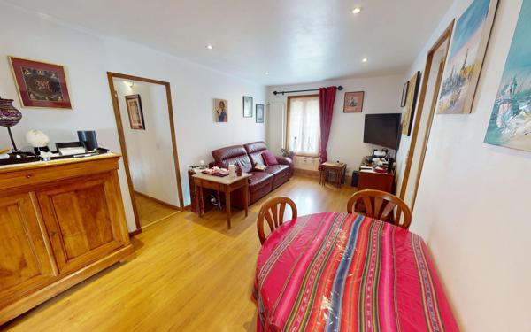 Maison à vendre    5 pièces • 105 m2 Villenoy