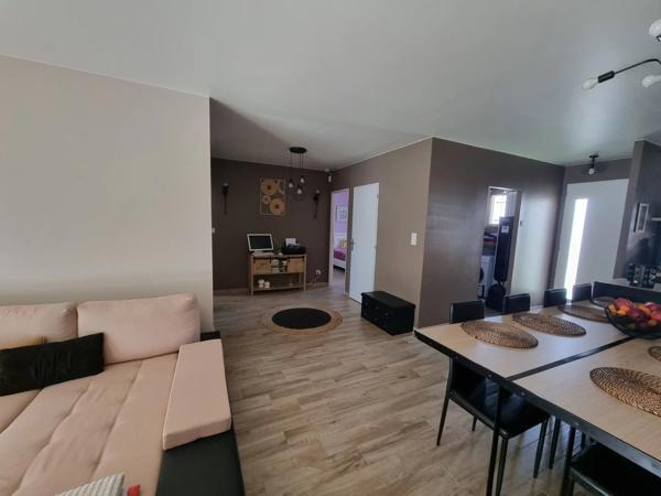 Vente                                                      Maison
                        
                     3 pièces                      78 m2                     à Pignans