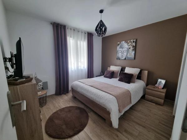 Vente                                                      Maison
                        
                     3 pièces                      78 m2                     à Pignans