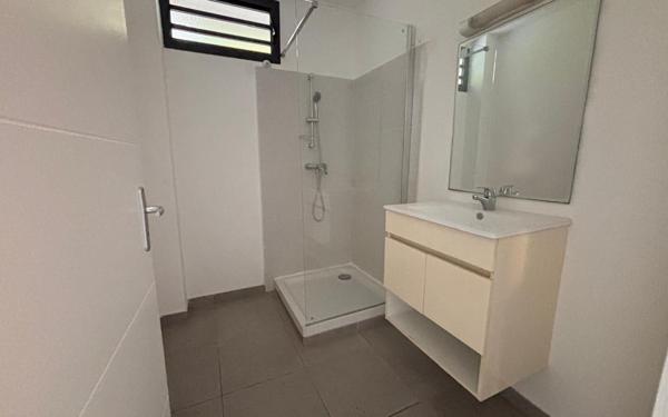 Appartement à louer    4 pièces • 95,39 m2 Remire-Montjoly