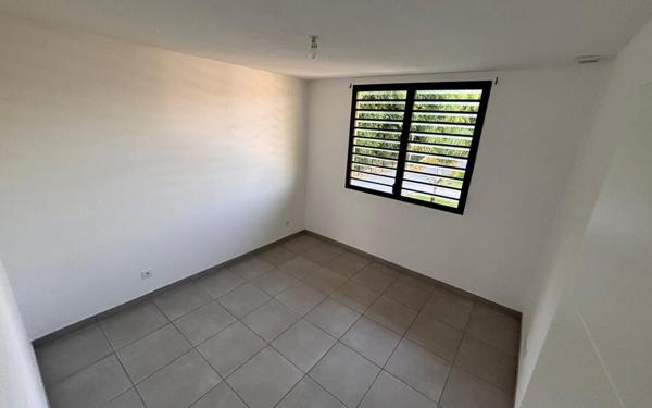 Appartement à louer    4 pièces • 95,39 m2 Remire-Montjoly