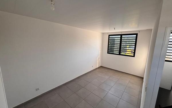 Appartement à louer    4 pièces • 95,39 m2 Remire-Montjoly