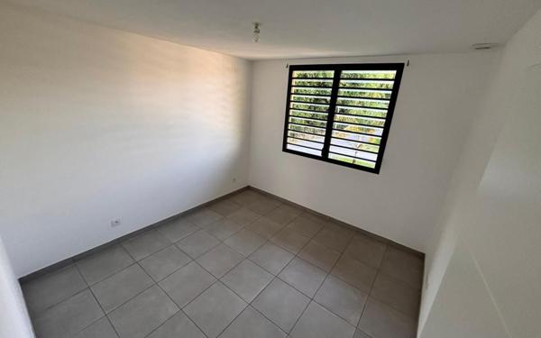 Appartement à louer    4 pièces • 95,39 m2 Remire-Montjoly