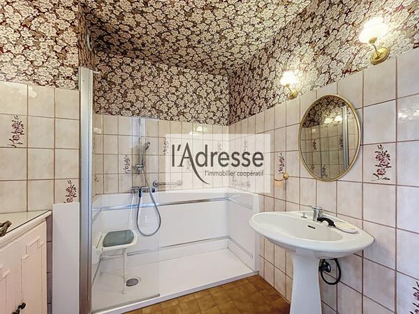 Antibes Hyper centre - Appartement 3 pièces avant dernier étage