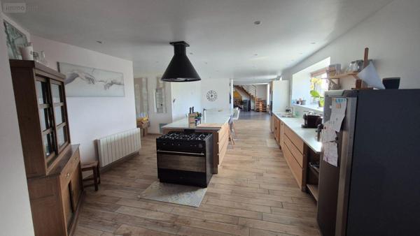 Fermette à vendre à Ernée en Mayenne (53500), ref : 2885