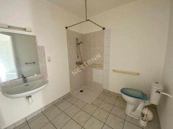 REMUNGOL STUDIO Dans le BOURG