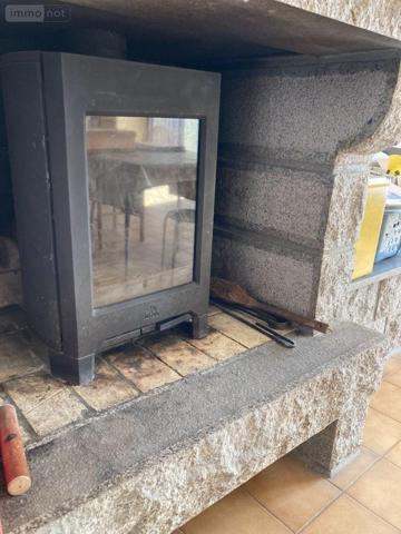 Maison de ville à louer à Saint-Aubin-du-Cormier en Ille-et-Vilaine (35140), ref : 137/4074   
étang