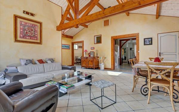 Maison à vendre    6 pièces • 143,20 m2 Vigneux-sur-Seine