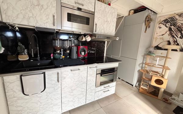 Maison à vendre    3 pièces • 28,57 m2 Saint-Vallier-de-Thiey