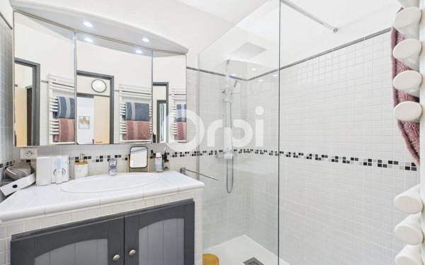 Appartement à vendre    2 pièces • 56,55 m2 Mandelieu-la-Napoule