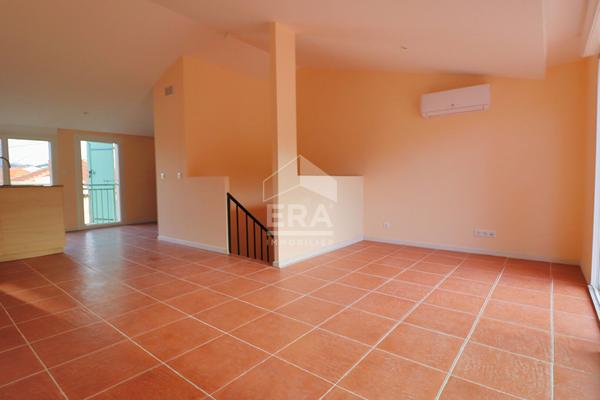 Appartement Marseille 2 pièces - Secteur Saint Loup Valbarelle - Duplex - Terrasse - Jardin - Box