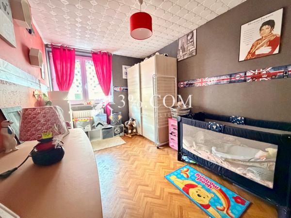 Maison 4 pièce(s) 3 chambre(s) 90 m²