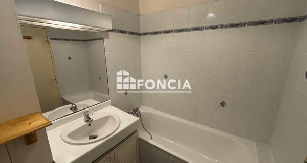 Location Appartement 3 pièces 69.13 m² - Lyon 69007