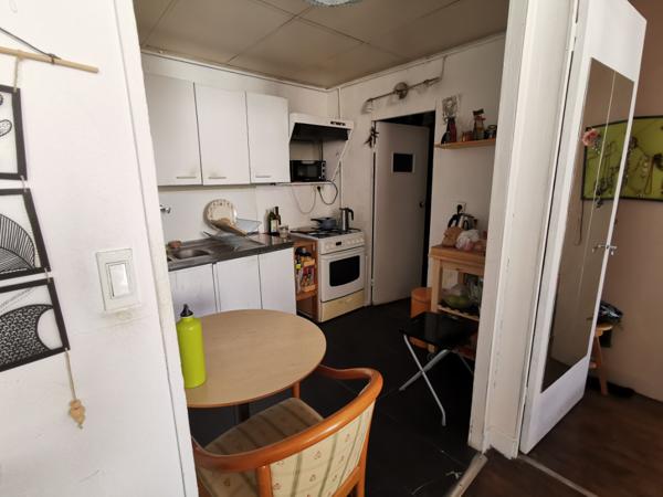 T2 RUE DUMENGE 44.88m²