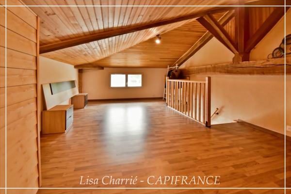 Maison à vendre 8 pièces proche de NOGARO (32) de 295 m2 au total avec appartement indépendant sur 2140 m2 de terrain