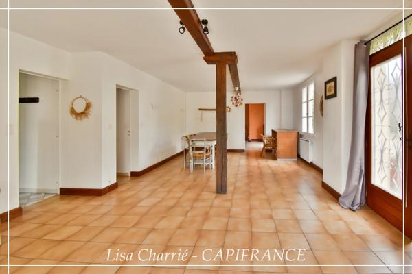 Maison à vendre 8 pièces proche de NOGARO (32) de 295 m2 au total avec appartement indépendant sur 2140 m2 de terrain