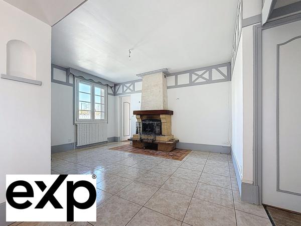 Volumes, cachet et justesse – Une propriété prête à s’élever