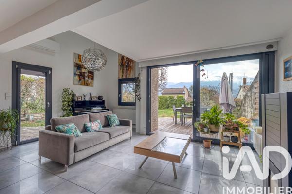Location maison 5 pièces 117 m² Saint-Ismier
